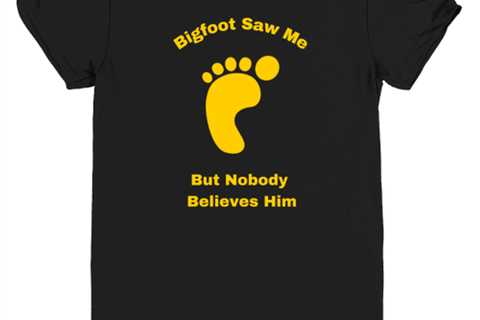 Bigfoot saw me, but nobody believes him foot Novelty youthtee, in color black