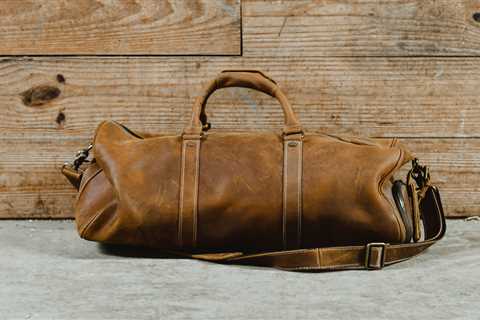 Stylish and Sophisticated Look of Leather Duffel Bags: A Guide for Fashion-Conscious Travelers