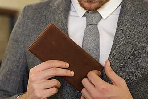 Leather Business Card Holders: a Corporate Gift That Lasts a Lifetime