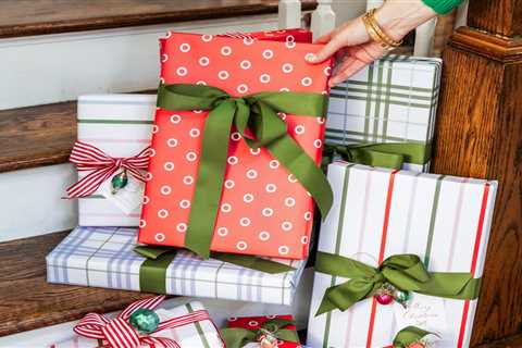 The Best Christmas Gifts for Teens & Tweens!