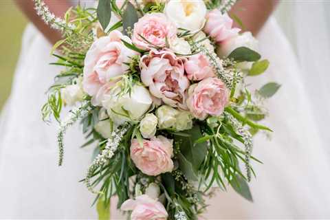 When the Holidays Meet “I Do”