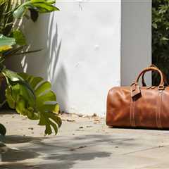 The Complete Buying Guide to Handmade Leather Duffel Bags